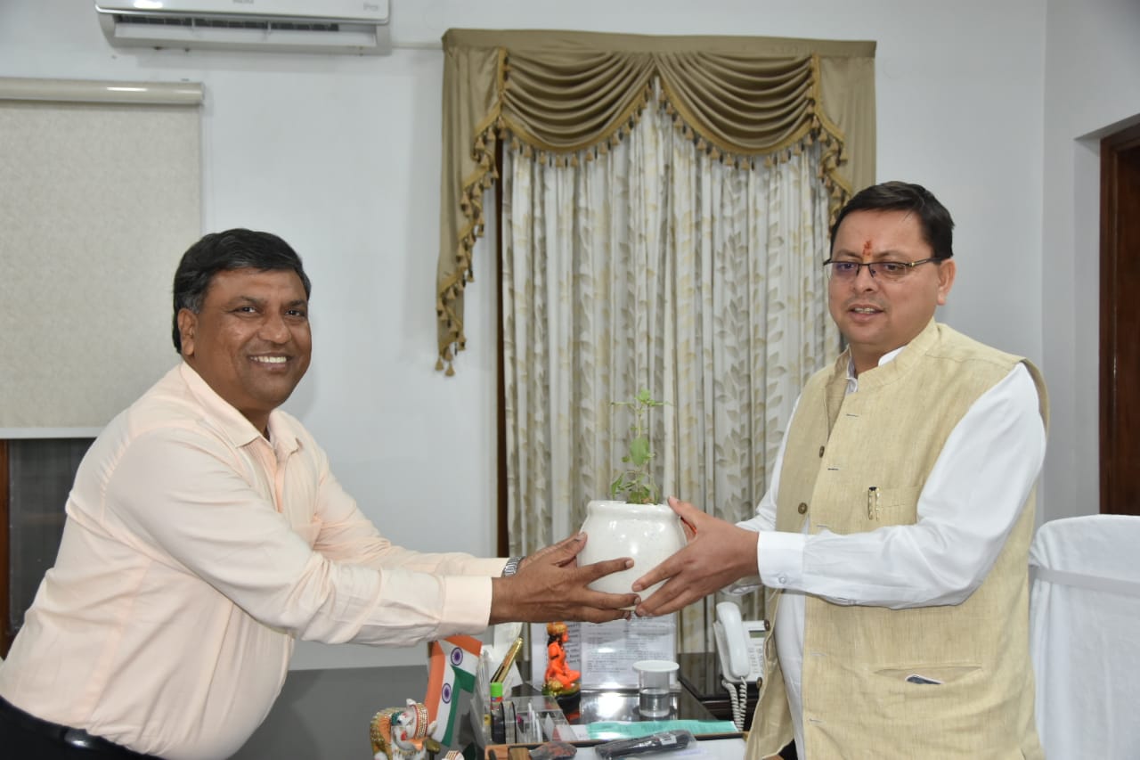 Thdc Cmd THDC के CMD ने मुख्यमंत्री धामी से की शिष्टाचार भेंट - News UK Live
